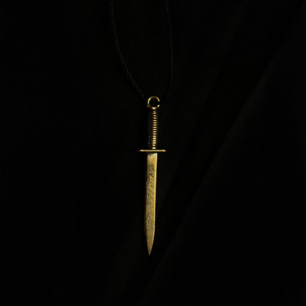 Pendant "Dagger"