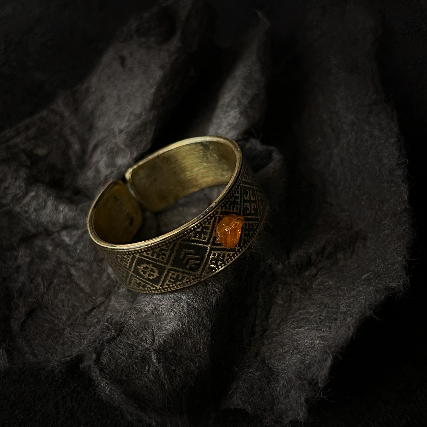 Ring "Tear of Amber"