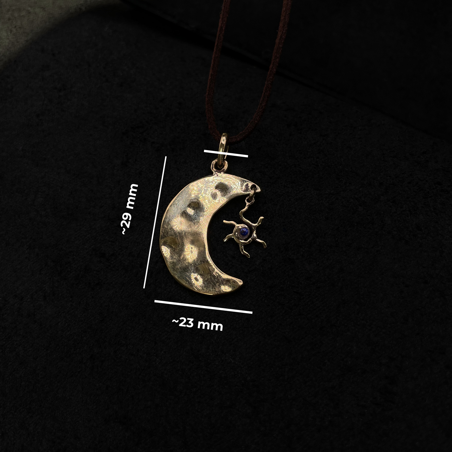 Pendant "Glimmer of the Night"