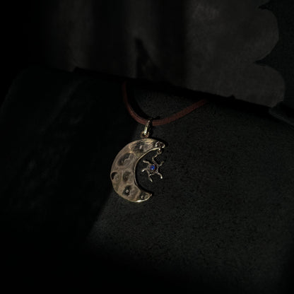 Pendant "Glimmer of the Night"