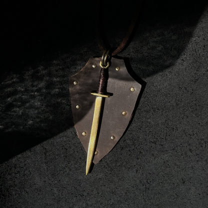 Pendant "The Lost Shields"