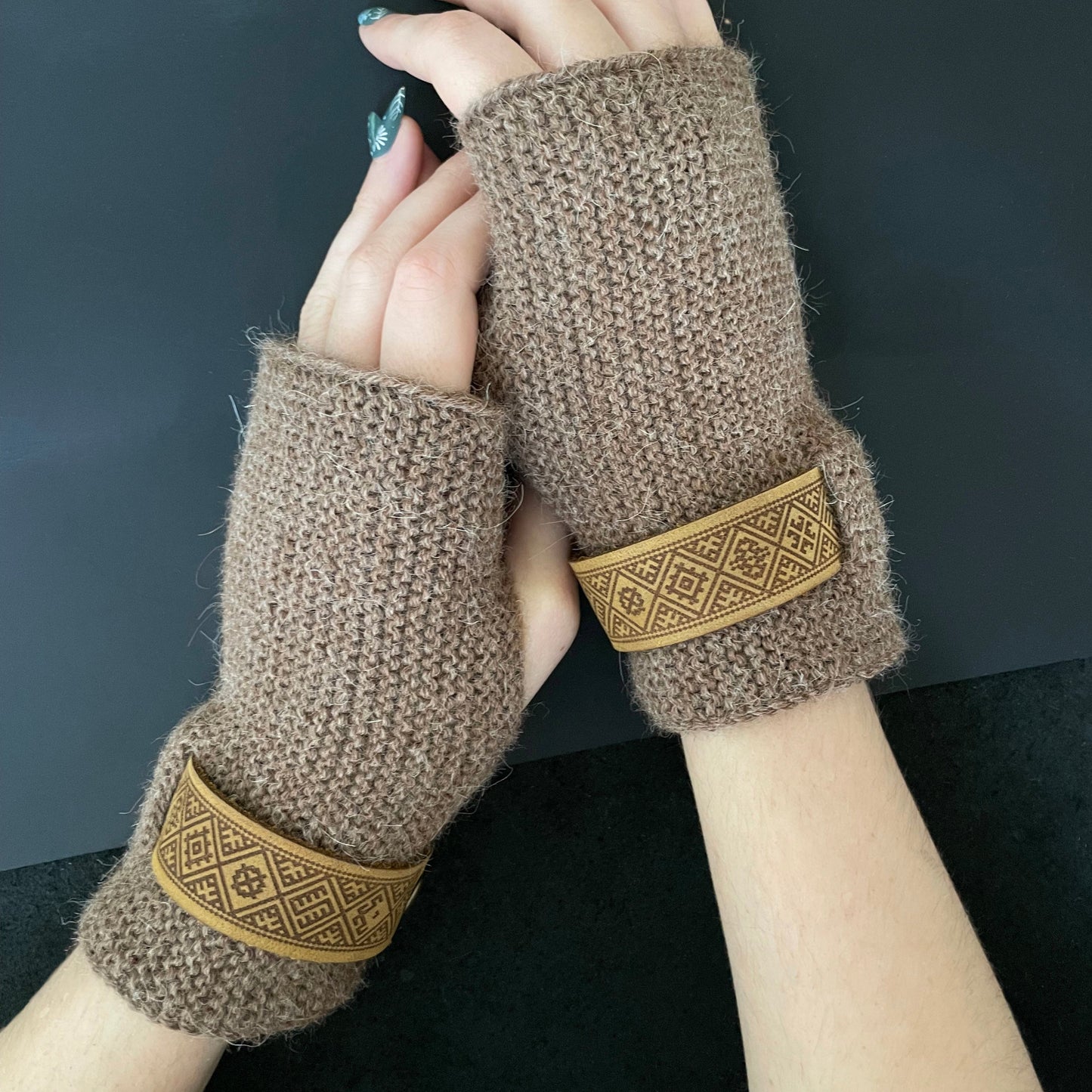 100% Alpakų vilnos riešinės