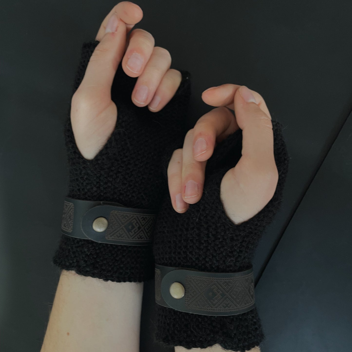 100% Alpakų vilnos riešinės